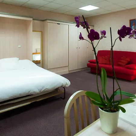 Logis Restaurant Le Commerce 2*